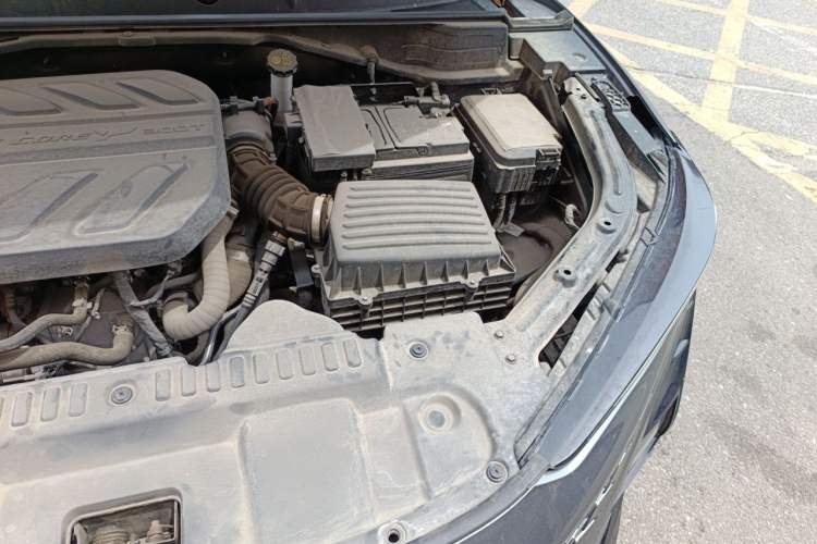 Used CHANGAN UNI-T 2022 1.5T Luxury Edition Engine Bay Left