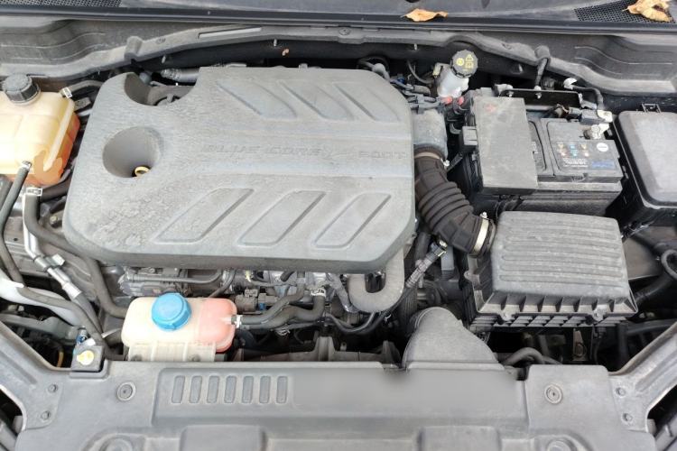 Used CHANGAN UNI-T 2022 1.5T Prestige Version Engine Bay
