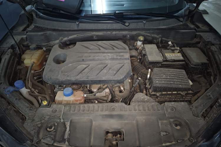 Used CHANGAN UNI-T 2022 1.5T Flagship Edition Engine Bay