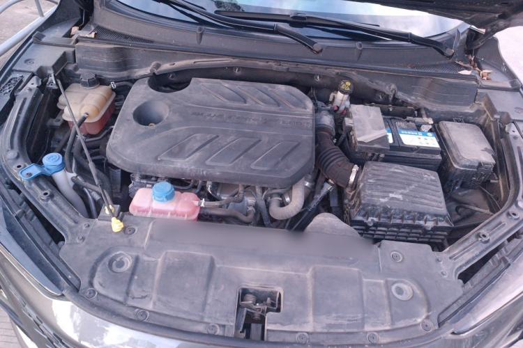 Used CHANGAN UNI-T 2022 1.5T Prestige Version Engine Bay