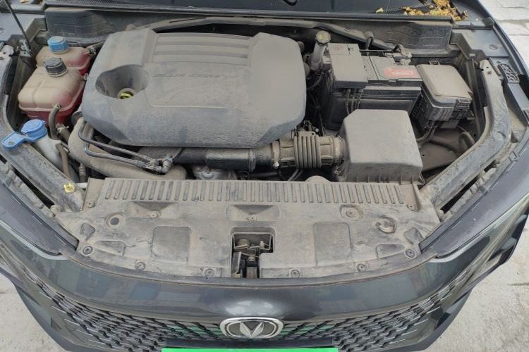 Used CHANGAN UNI-T 2022 2.0T Flagship Edition Engine Bay