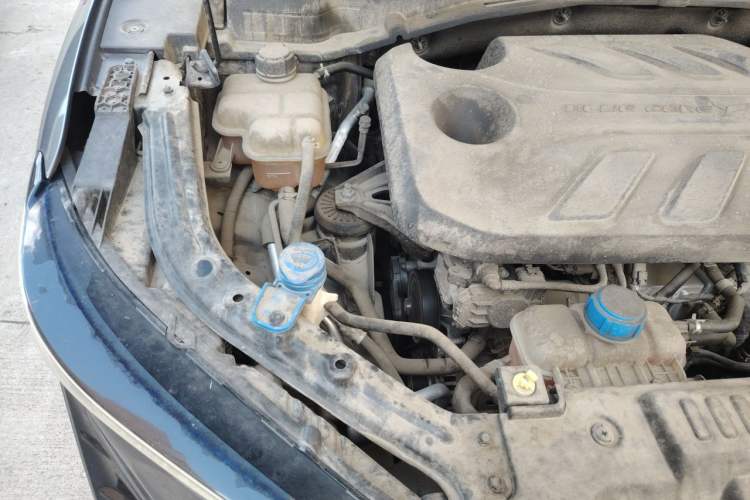 Used CHANGAN UNI-T 2022 1.5T Excellence Model Engine Bay Right