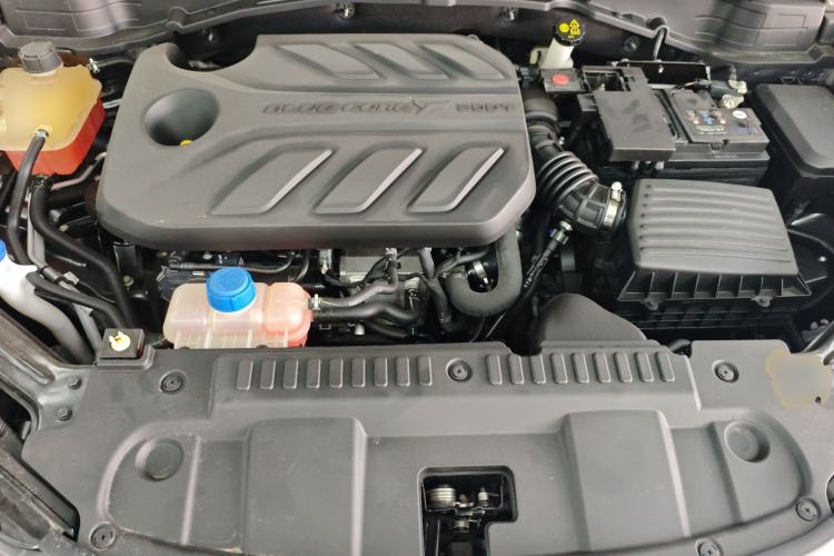 Used CHANGAN UNI-T 2022 1.5T Prestige Version Engine Bay