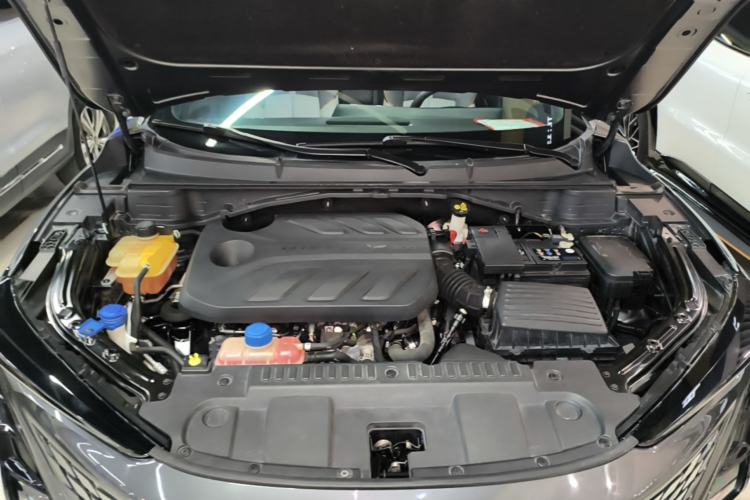Used CHANGAN UNI-T 2022 1.5T Flagship Edition Engine Bay