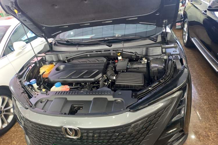 Used CHANGAN UNI-T 2022 1.5T Prestige Version Engine Bay