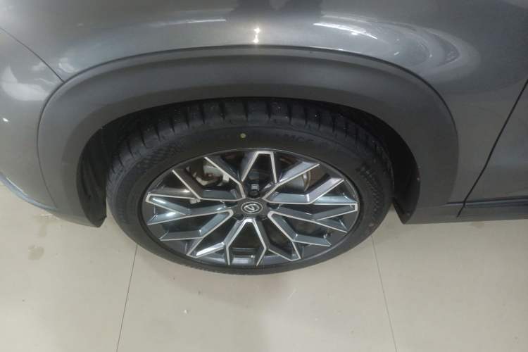 Used CHANGAN UNI-T 2022 1.5T Prestige Version Exterior 3