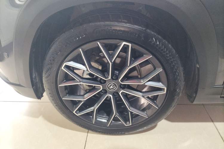 Used CHANGAN UNI-T 2022 1.5T Flagship Edition Exterior 4