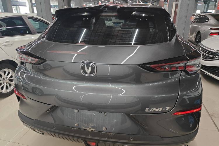 Used CHANGAN UNI-T 2022 1.5T Prestige Version Exterior 4