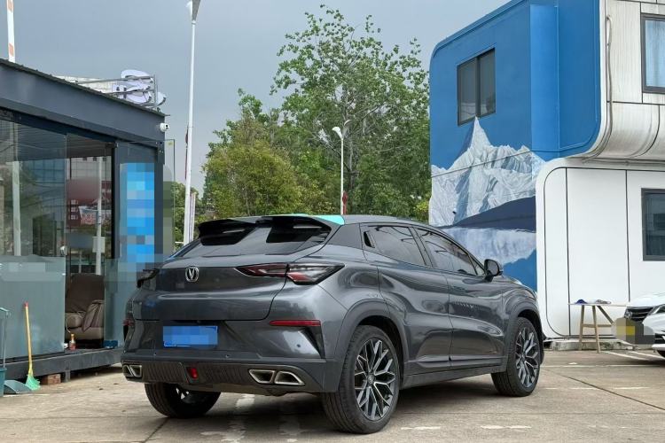 Used CHANGAN UNI-T 2022 1.5T Prestige Version Exterior 4