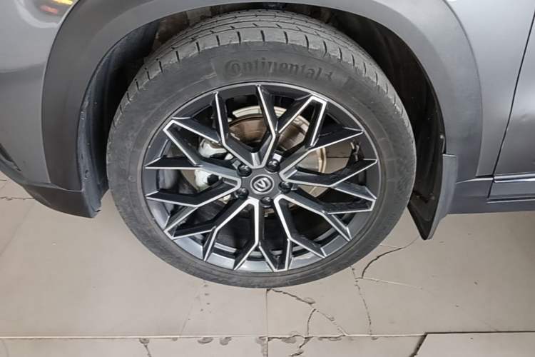 Used CHANGAN UNI-T 2022 1.5T Prestige Version Exterior 4