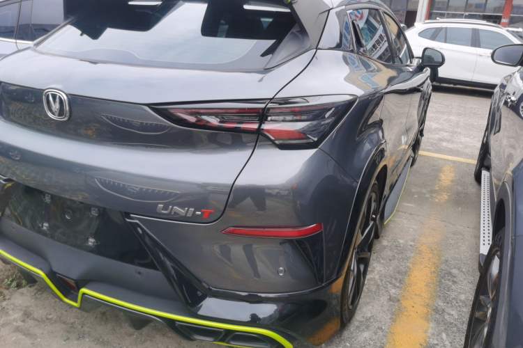 Used CHANGAN UNI-T 2022 2.0T Sport Edition Premium Version Exterior 5