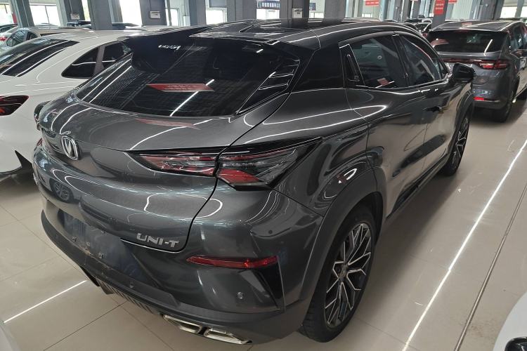 Used CHANGAN UNI-T 2022 1.5T Prestige Version Exterior 5
