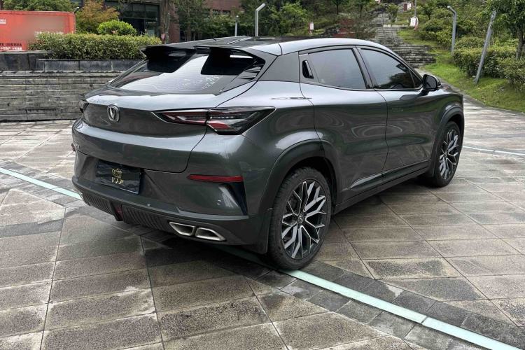 Used CHANGAN UNI-T 2022 1.5T Prestige Version Exterior 5