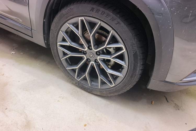 Used CHANGAN UNI-T 2022 1.5T Prestige Version Exterior 7