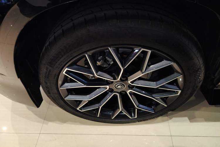 Used CHANGAN UNI-T 2022 1.5T Luxury Edition Exterior 8
