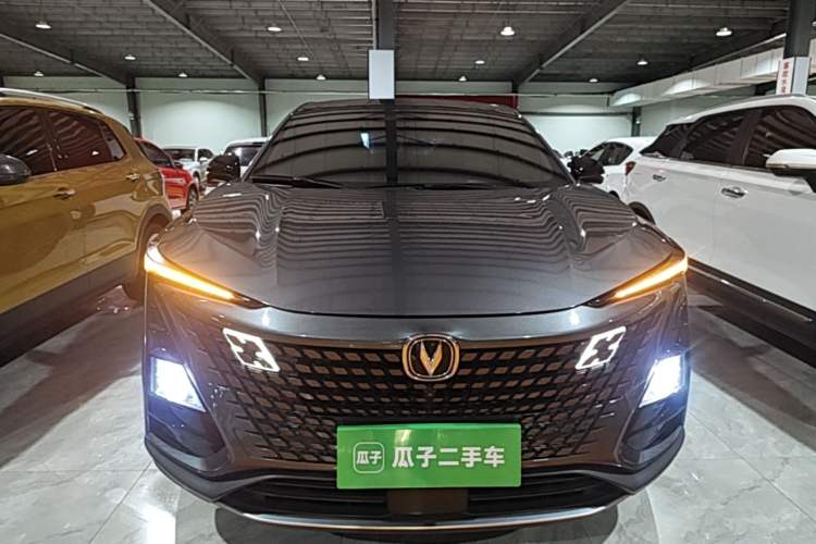 Used CHANGAN UNI-T 2022 1.5T Prestige Version Front