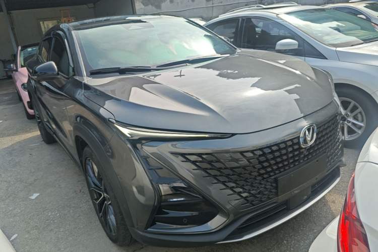 Used CHANGAN UNI-T 2022 1.5T Prestige Version Front Right 45 Deg