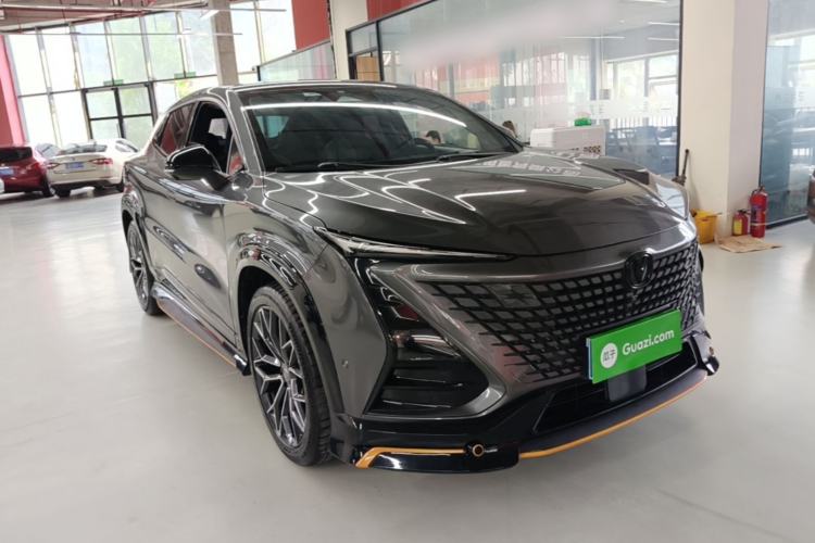 Used CHANGAN UNI-T 2022 1.5T Sport Edition Flagship Version Front Right 45 Deg