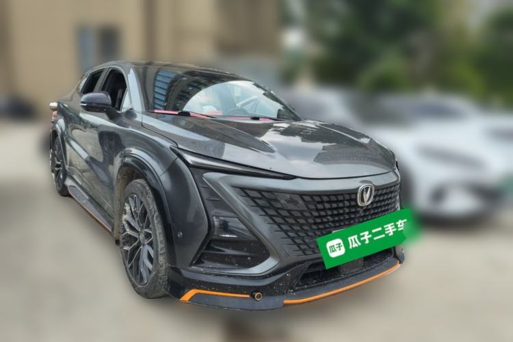 Used CHANGAN UNI-T 2022 1.5T Sport Edition Flagship Version Front Right 45 Deg