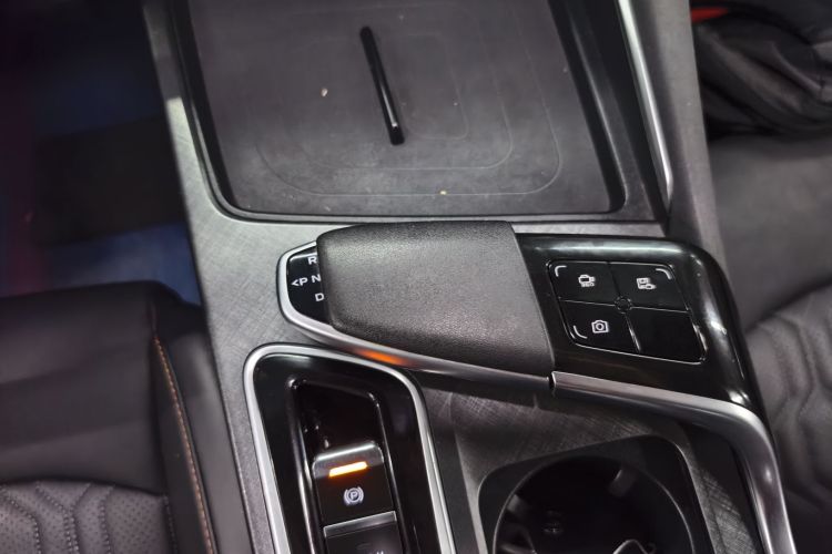 Used CHANGAN UNI-T 2022 1.5T Prestige Version Gear Lever