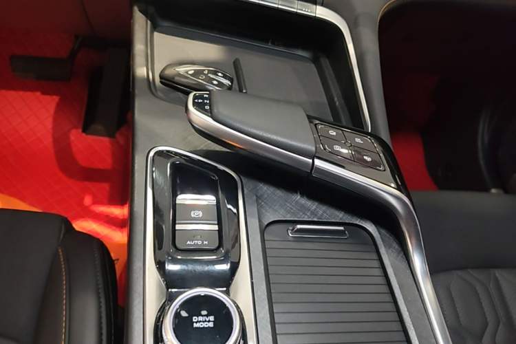 Used CHANGAN UNI-T 2022 1.5T Flagship Edition Gear Lever