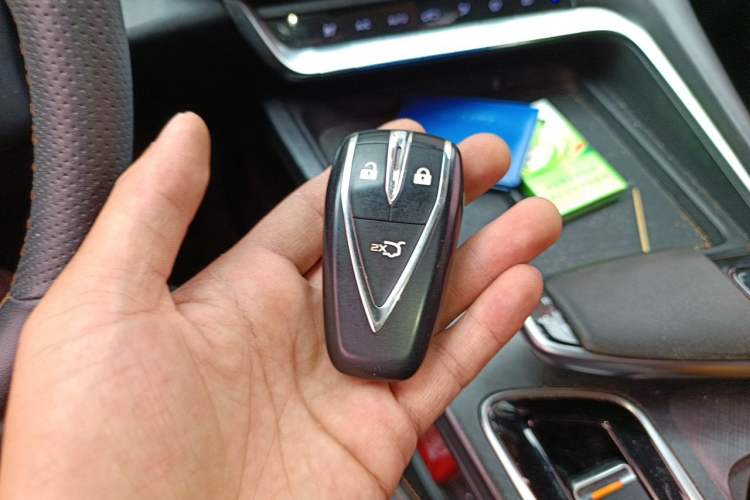 Used CHANGAN UNI-T 2022 1.5T Luxury Edition Gear Lever