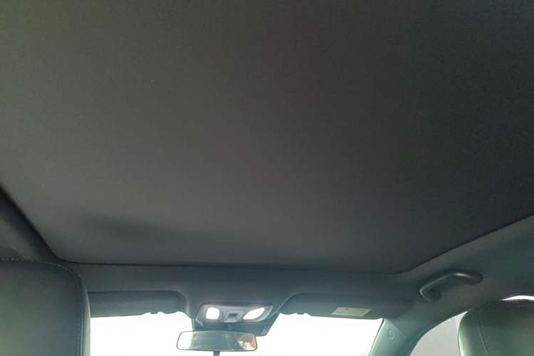 Used CHANGAN UNI-T 2022 1.5T Sport Edition Flagship Version Headliner