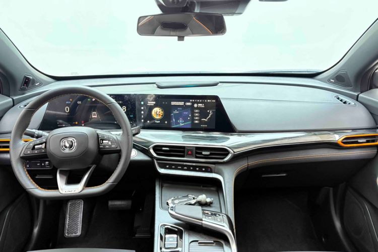 Used CHANGAN UNI-T 2022 1.5T Sport Edition Flagship Version Headliner