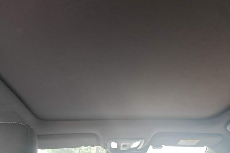Used CHANGAN UNI-T 2022 1.5T Prestige Version Headliner