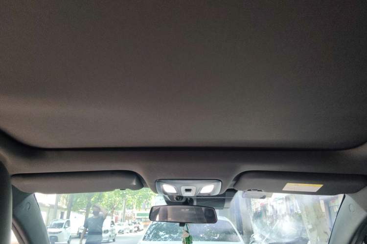 Used CHANGAN UNI-T 2022 1.5T Prestige Version Headliner