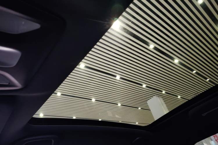 Used CHANGAN UNI-T 2022 1.5T Luxury Edition Headliner