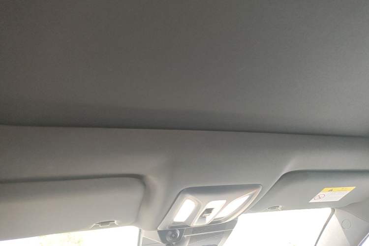 Used CHANGAN UNI-T 2022 1.5T Prestige Version Headliner