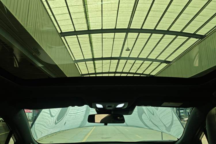 Used CHANGAN UNI-T 2022 1.5T Prestige Version Headliner