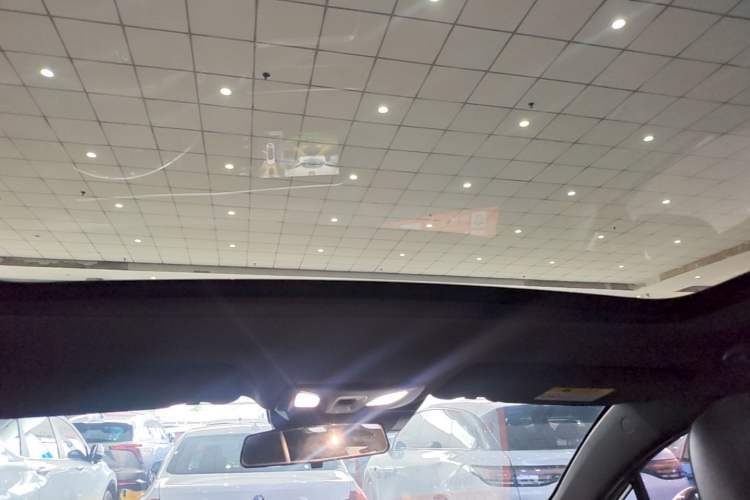 Used CHANGAN UNI-T 2022 1.5T Prestige Version Headliner