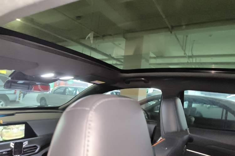 Used CHANGAN UNI-T 2022 2.0T Prestige Version Headliner