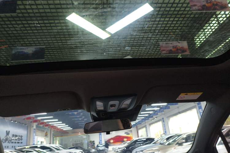 Used CHANGAN UNI-T 2022 1.5T Prestige Version Headliner