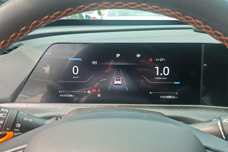 Used CHANGAN UNI-T 2022 1.5T Prestige Version Instrument Cluster