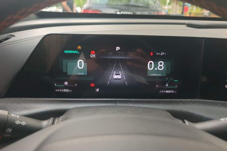 Used CHANGAN UNI-T 2022 1.5T Prestige Version Instrument Cluster