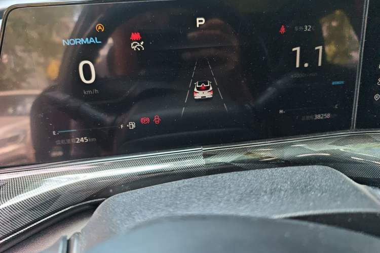 Used CHANGAN UNI-T 2022 1.5T Flagship Edition Instrument Cluster
