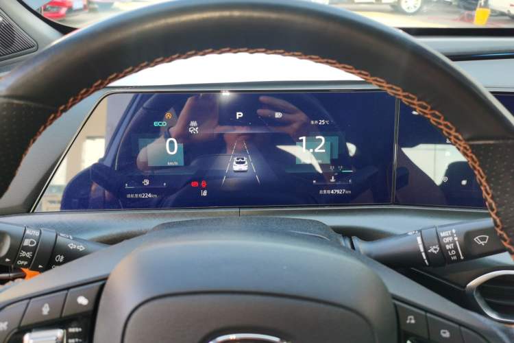 Used CHANGAN UNI-T 2022 1.5T Prestige Version Instrument Cluster