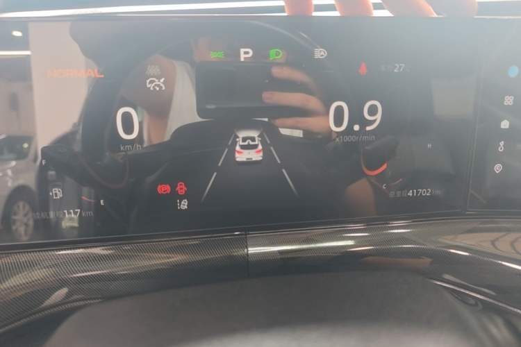 Used CHANGAN UNI-T 2022 1.5T Flagship Edition Instrument Cluster