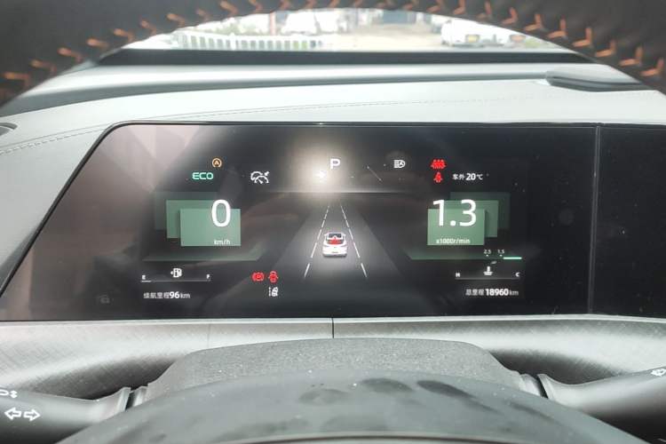 Used CHANGAN UNI-T 2022 2.0T Prestige Version Instrument Cluster