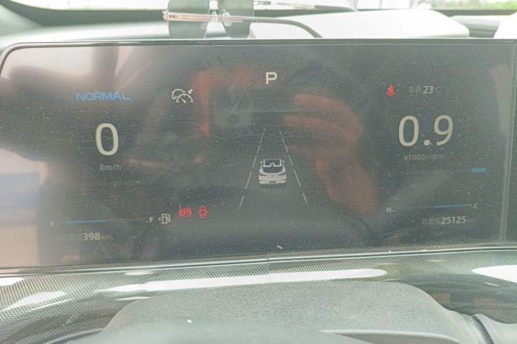 Used CHANGAN UNI-T 2022 1.5T Flagship Edition Instrument Cluster