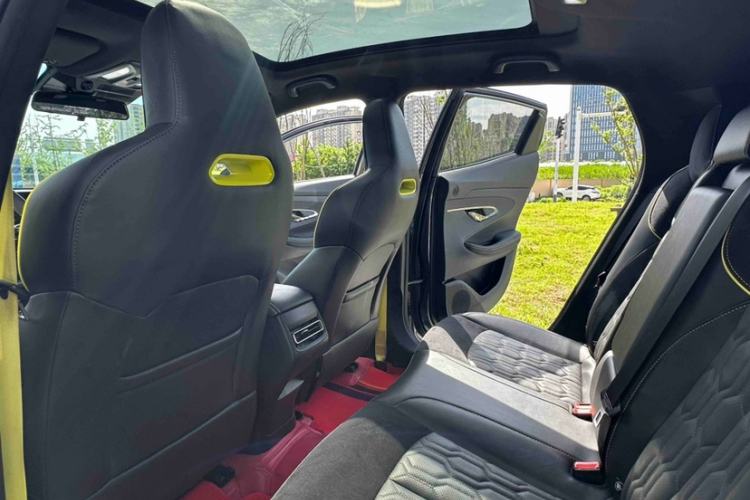 Used CHANGAN UNI-T 2022 1.5T Sport Edition Flagship Version Interior 1