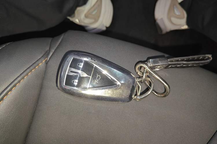 Used CHANGAN UNI-T 2022 1.5T Prestige Version Interior 1