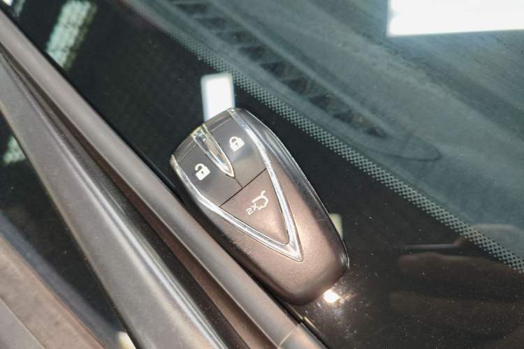 Used CHANGAN UNI-T 2022 1.5T Prestige Version Interior 1