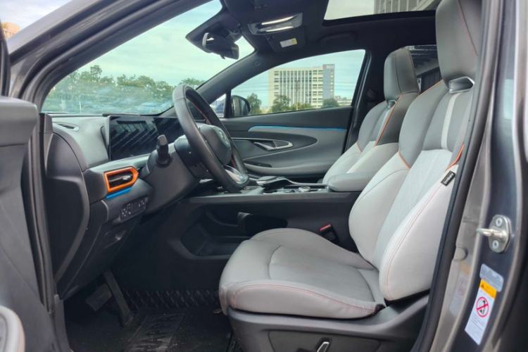 Used CHANGAN UNI-T 2022 1.5T Prestige Version Interior 3