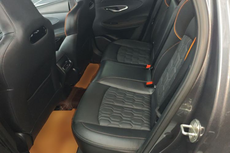 Used CHANGAN UNI-T 2022 1.5T Prestige Version Interior 4