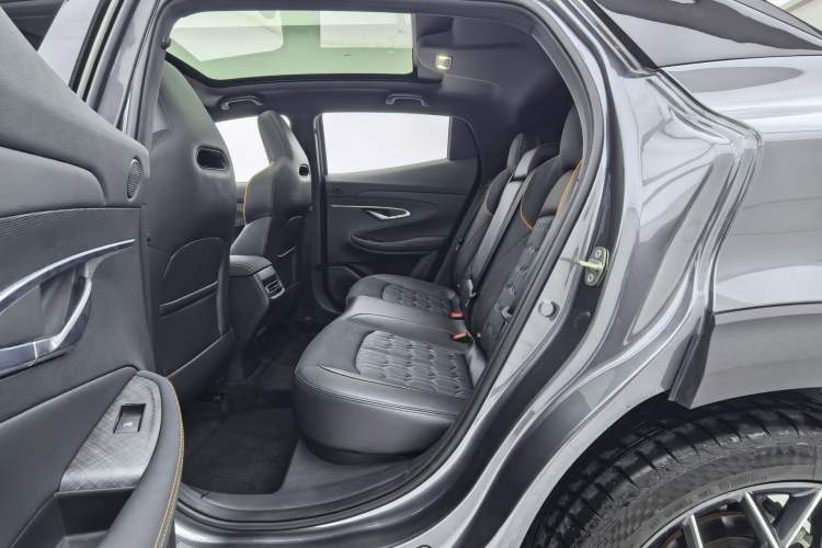 Used CHANGAN UNI-T 2022 1.5T Prestige Version Interior 4