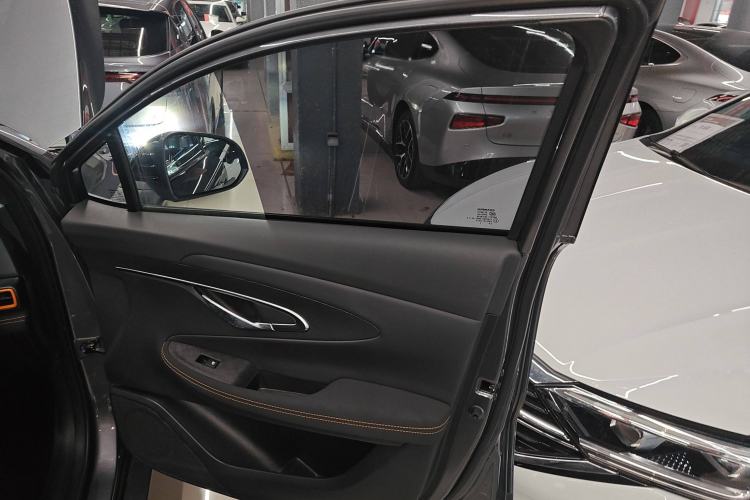 Used CHANGAN UNI-T 2022 1.5T Prestige Version Interior 5